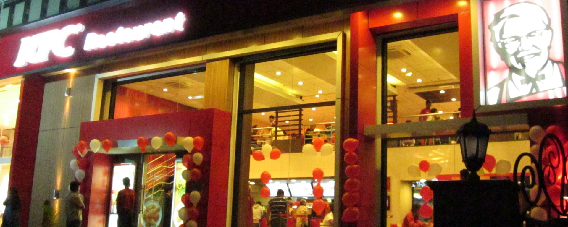 KFC nashik college road outlet