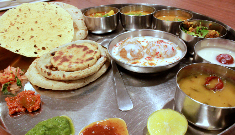 Just nashik food review: Gujrathi Thali in Hotel Samrat