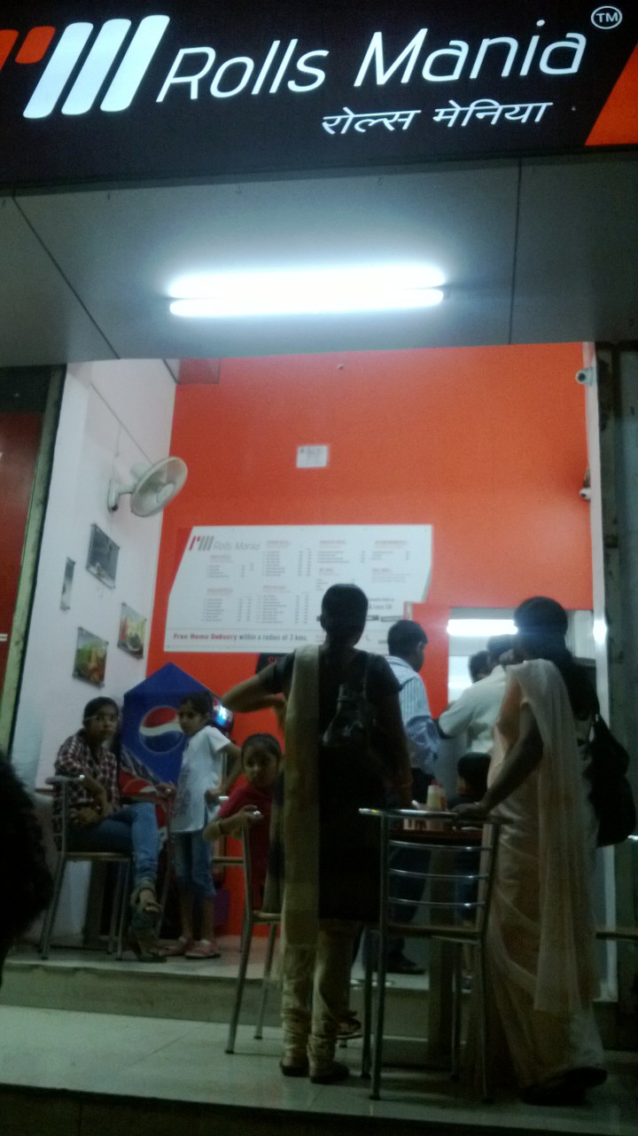 Just nashik food review Rolls Mania Nashik