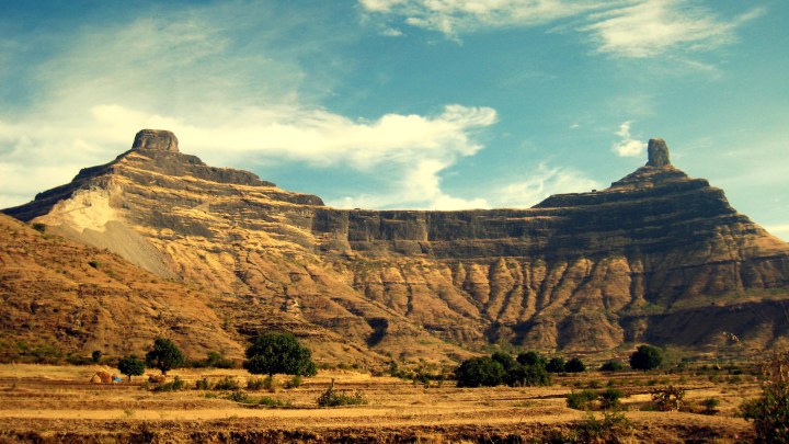 Mangi-Tungi Fort in nashik (Perfect Trekking Destination in Nashik)