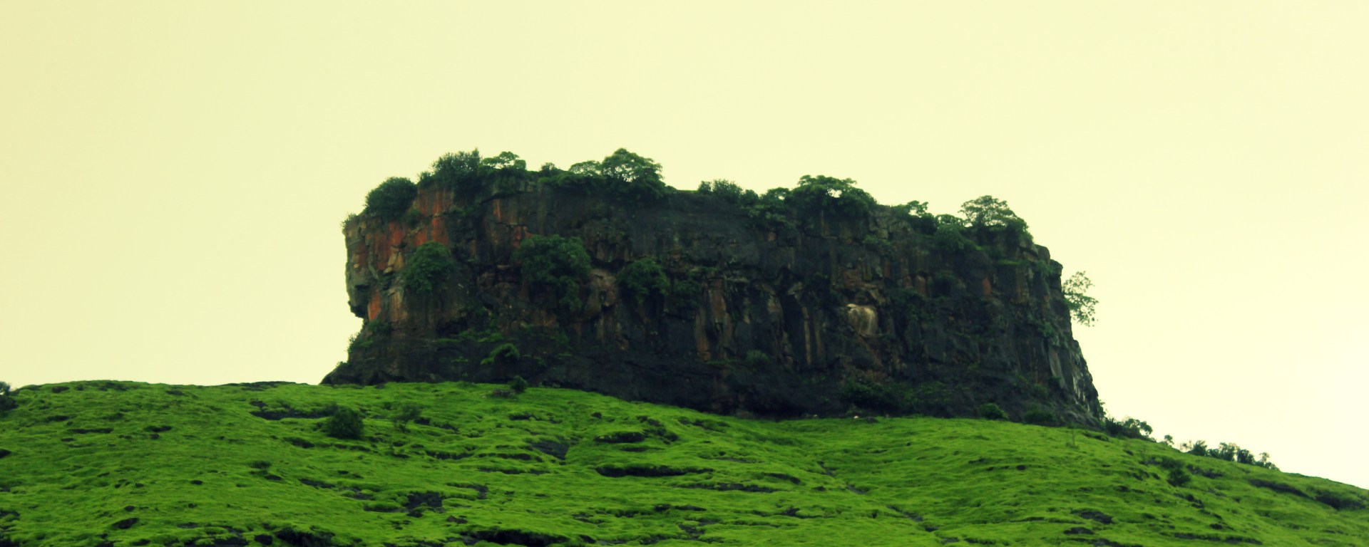 Ramshej Fort in nashik (Perfect Trekking Destination in Nashik)