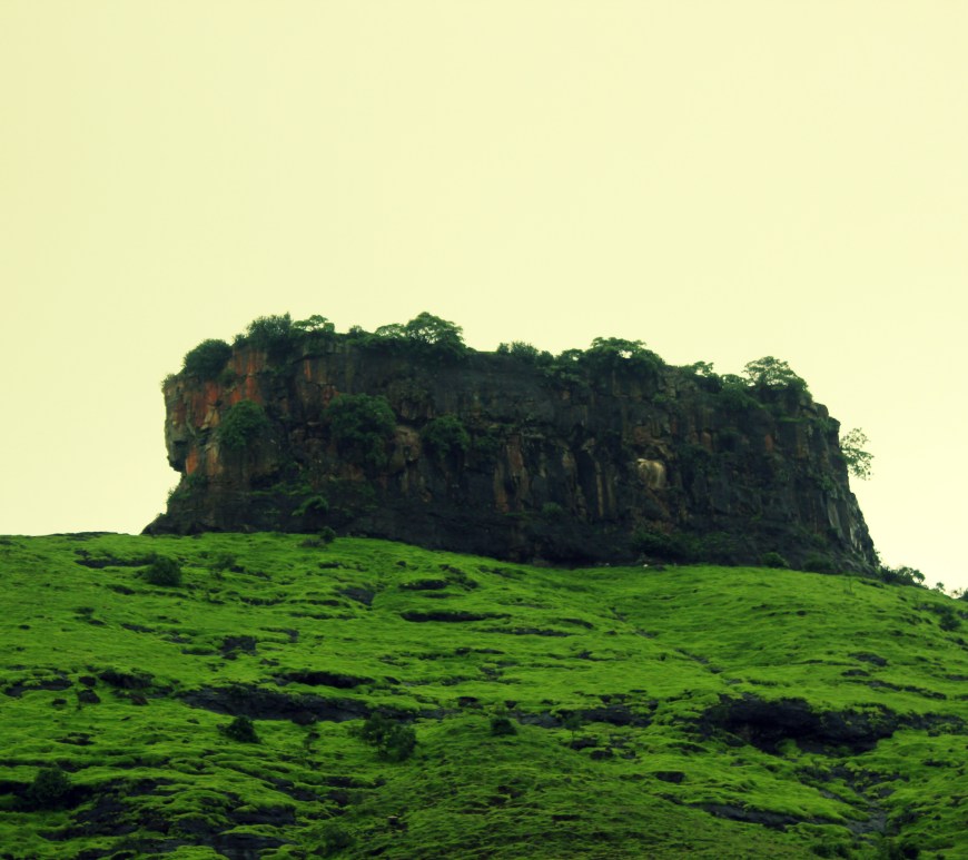Ramshej Fort in nashik (Perfect Trekking Destination in Nashik)
