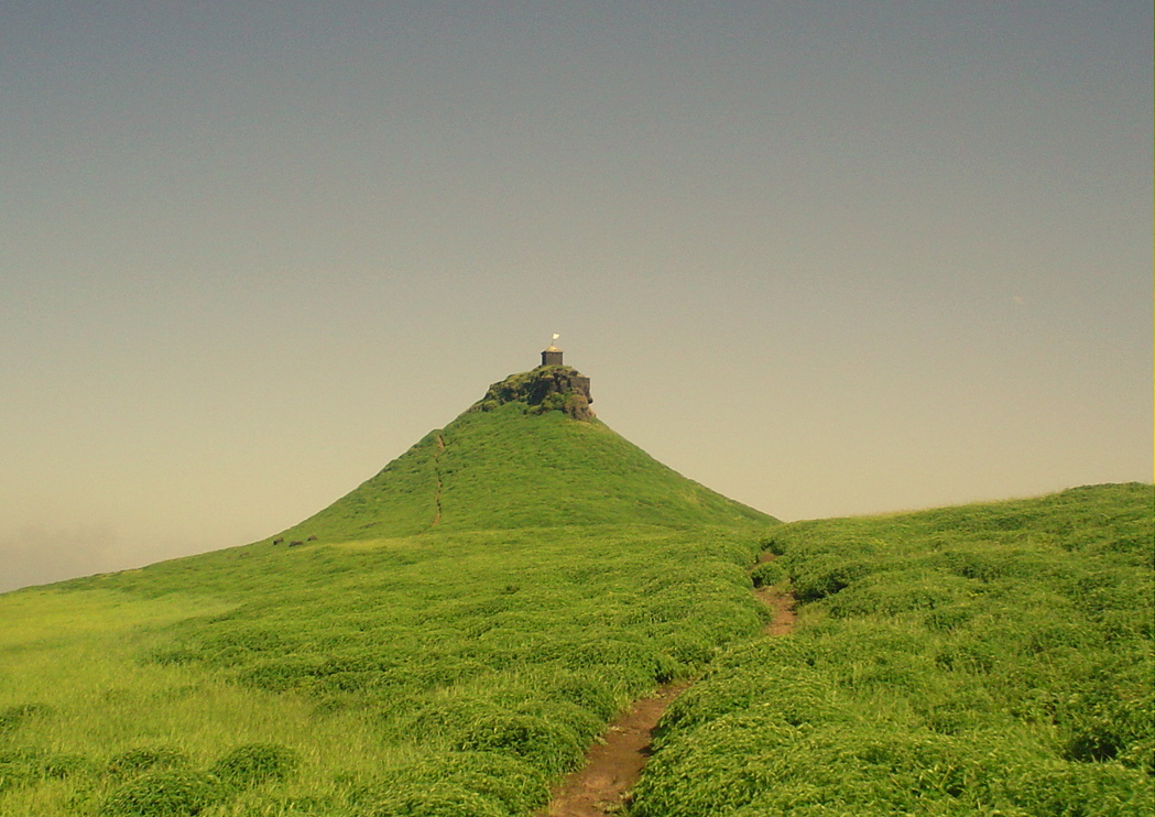 Salher Fort in nashik (Perfect Trekking Destination in Nashik)