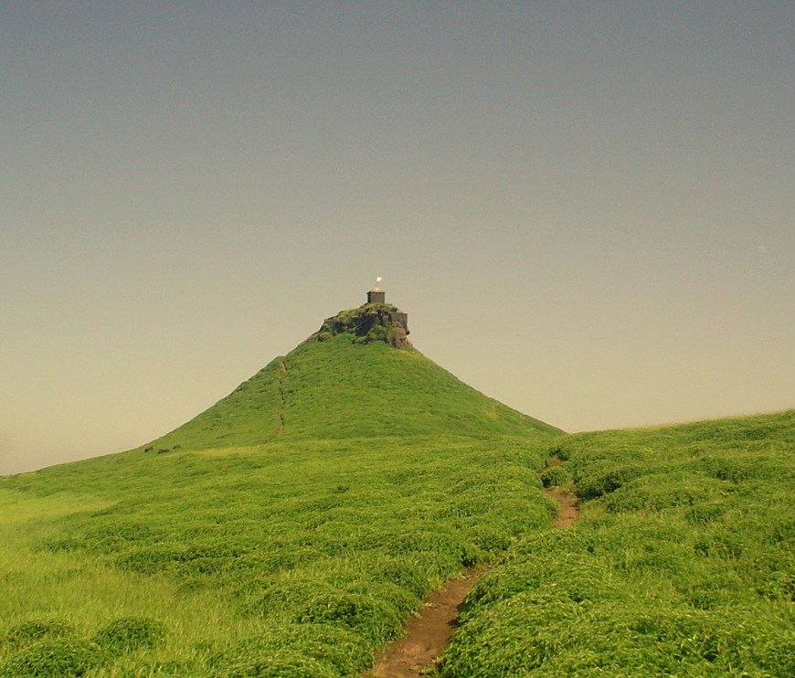 Salher Fort in nashik (Perfect Trekking Destination in Nashik)