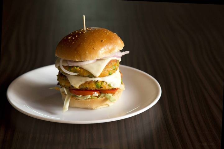 Burgers at Doodle Cafe