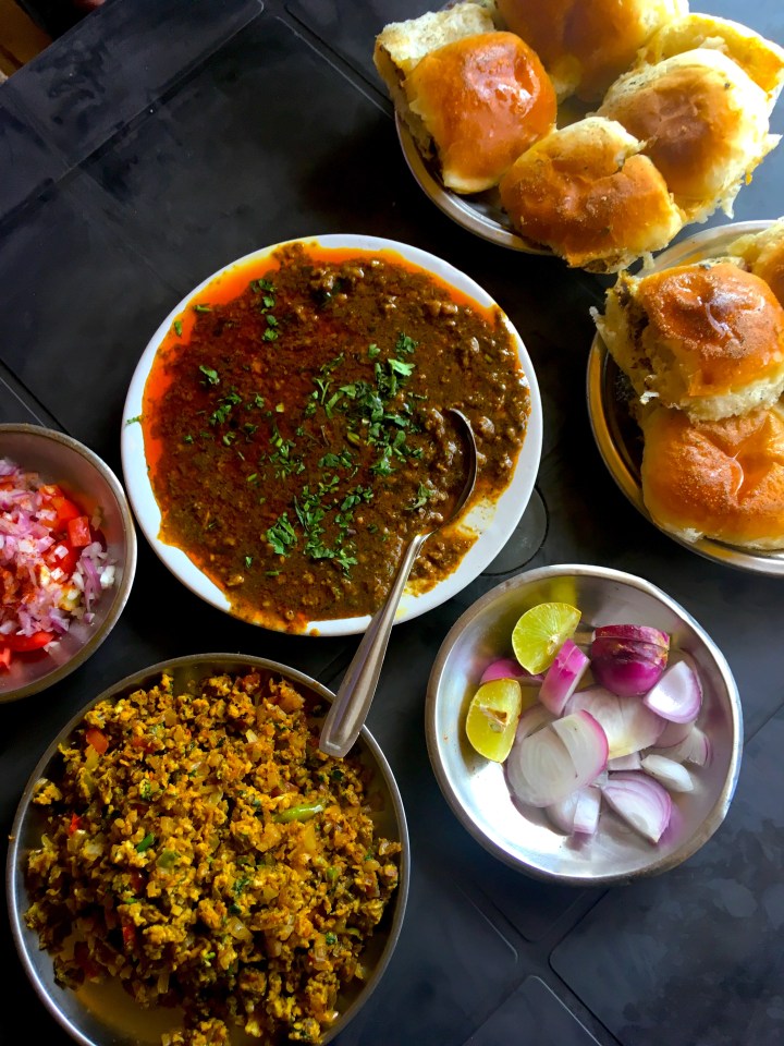 Kheema Pav & Bhurji Pav at Tibetian Market