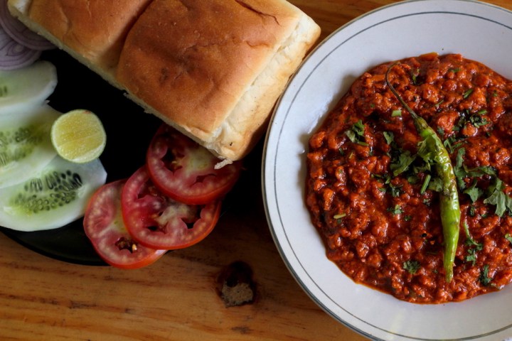 Chicken Kheema Pav at Coffee Junction Nashik