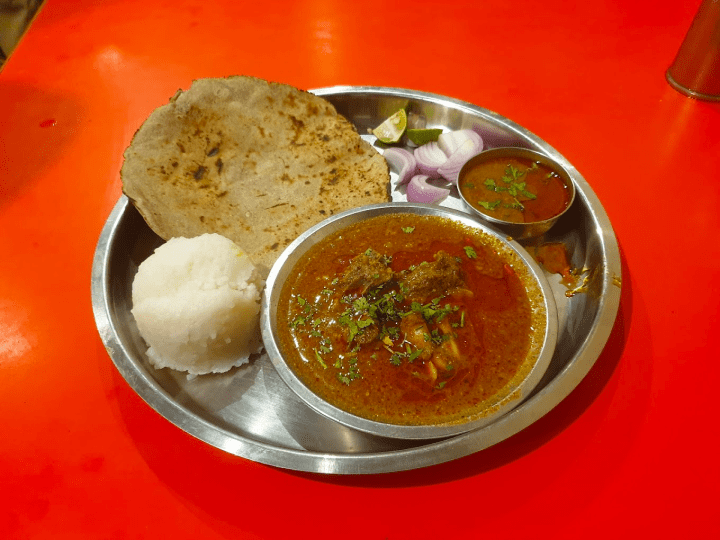 Jayesh Hotel Chicken Thali