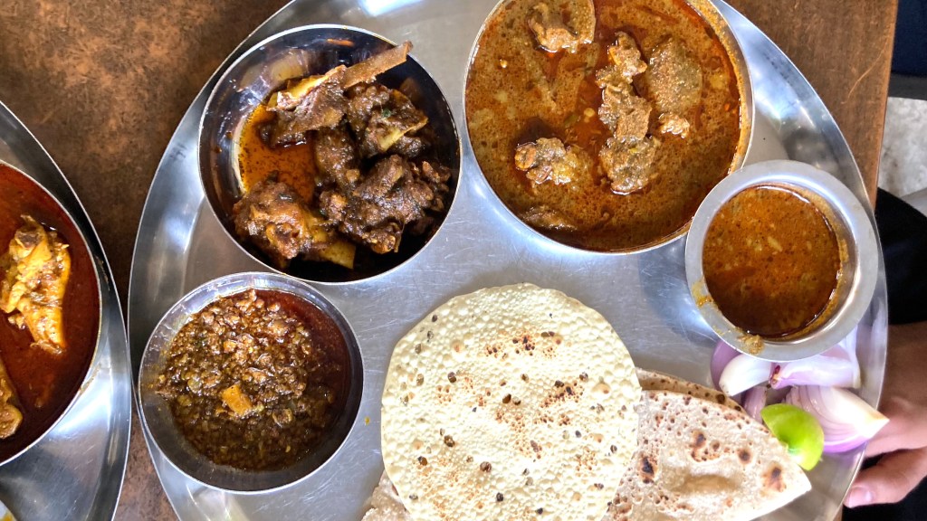 Mutton Chapnalli Thali at Vinayaka Nashik
